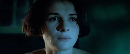 Three Colours: Blue (1993)