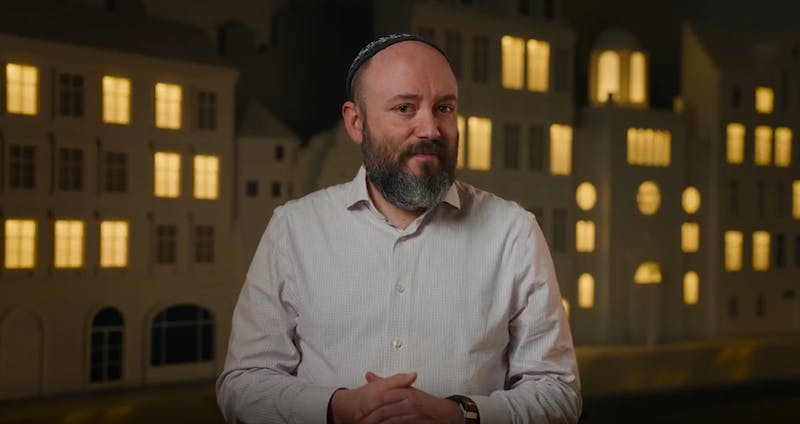 Introductions by Dr. Simon Holloway